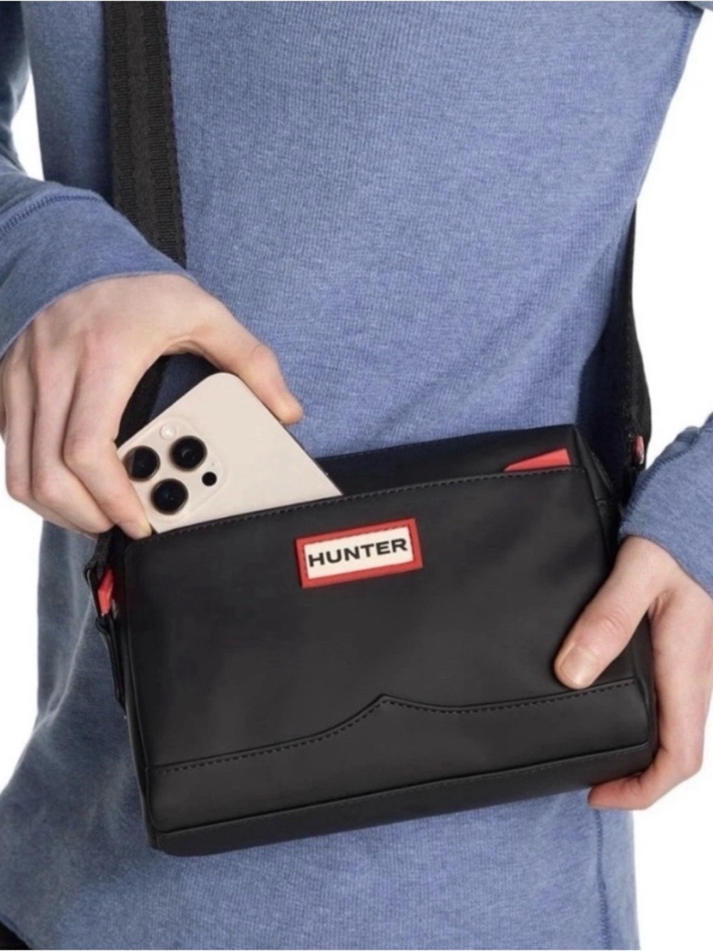 NWT Hunter Black Crossbody Messenger Bag